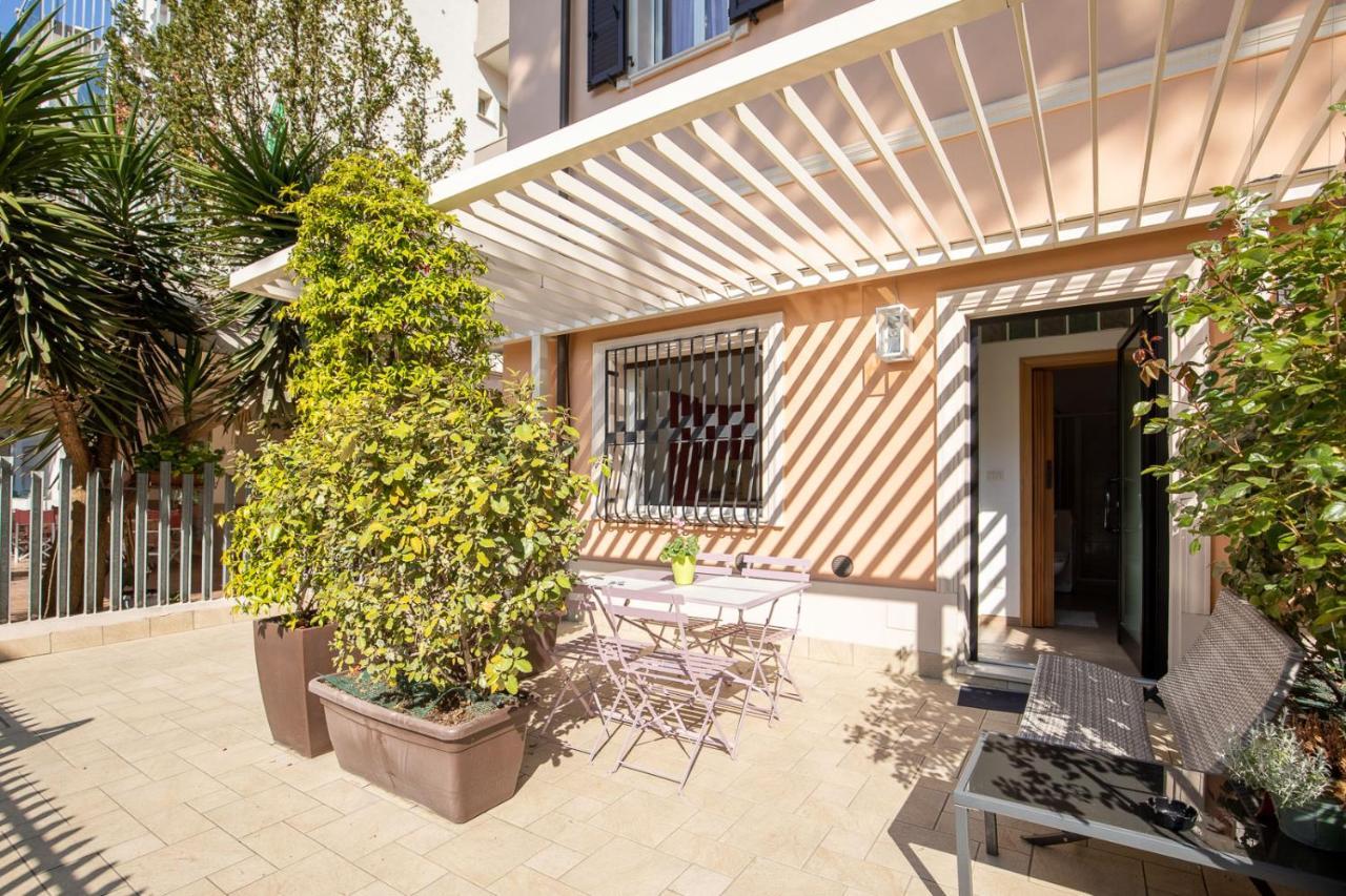 Bilocale Con Giardino A 200Mt Dal Mare - Homeunity Rimini Exterior foto