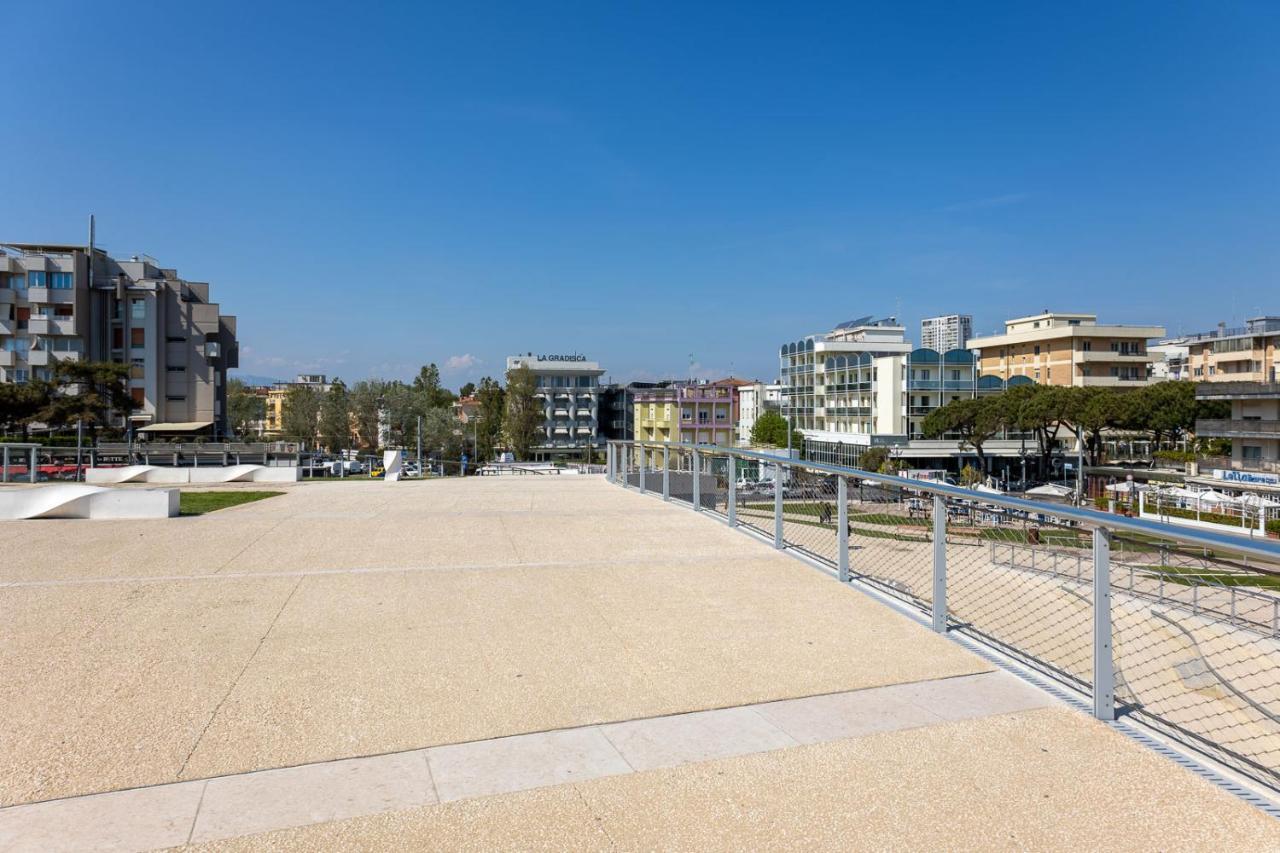 Bilocale Con Giardino A 200Mt Dal Mare - Homeunity Rimini Exterior foto