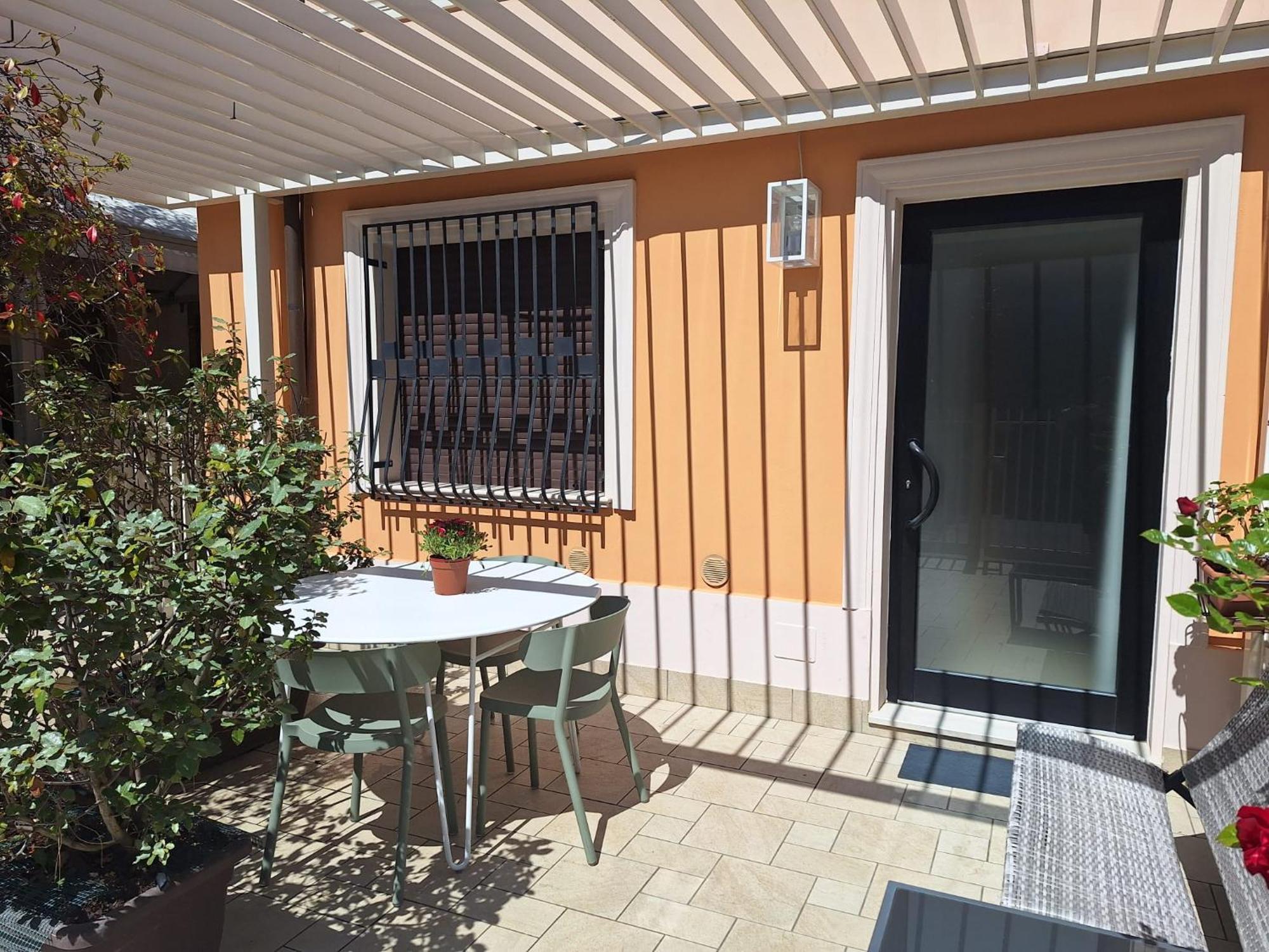 Bilocale Con Giardino A 200Mt Dal Mare - Homeunity Rimini Exterior foto